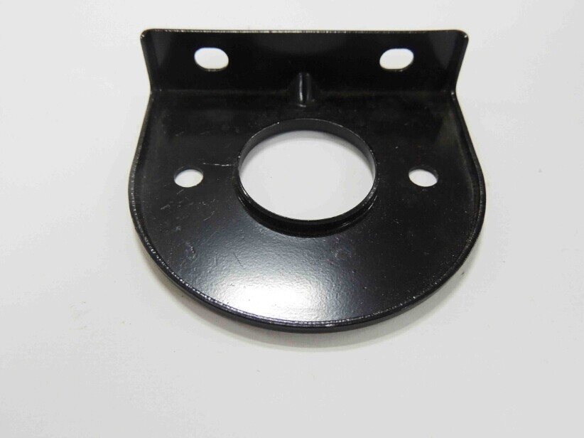 五金衝(chong) 壓汽車輪軸配件反麵