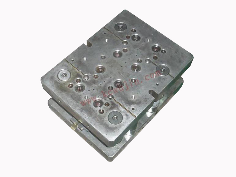 五金衝壓模具kc105